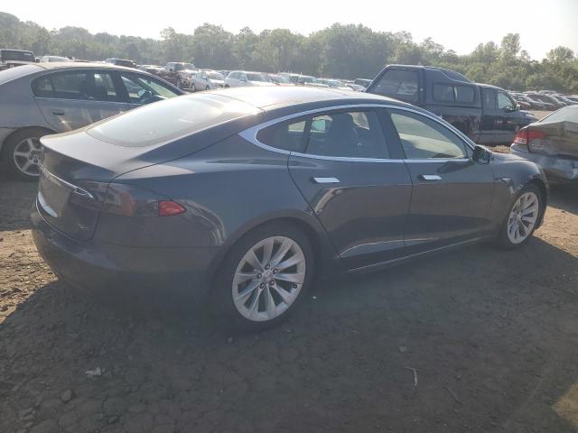 Obraz 3 z 2016 TESLA MODEL S  2016 z VIN 5YJSA1E29GF146141