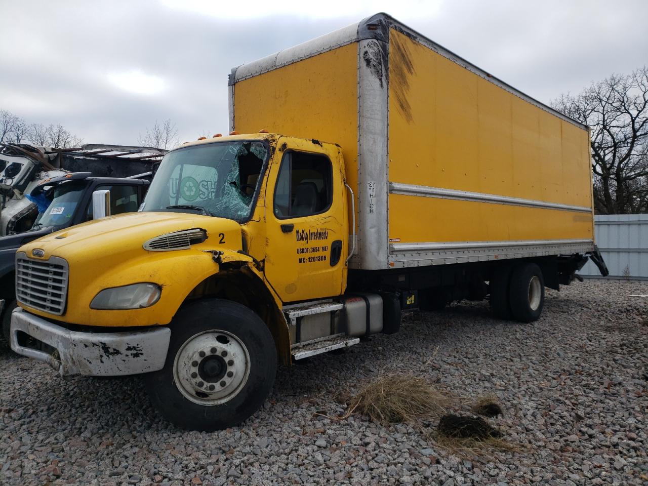2013 FREIGHTLINER M2 106 MEDIUM DUTY 2013 image