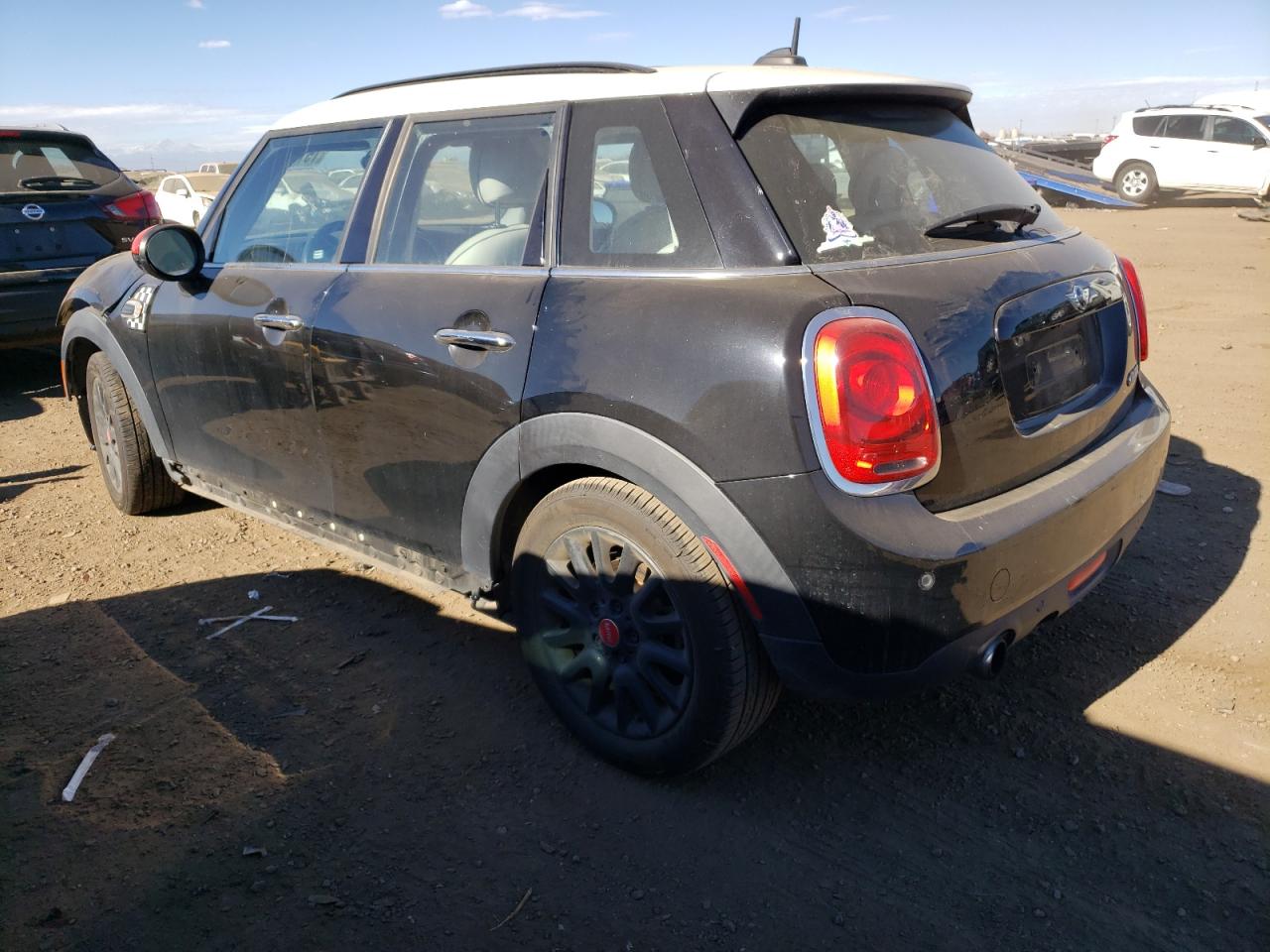 Image 2 of 2016 MINI COOPER  2016 with VIN WMWXU1C52G2D08365