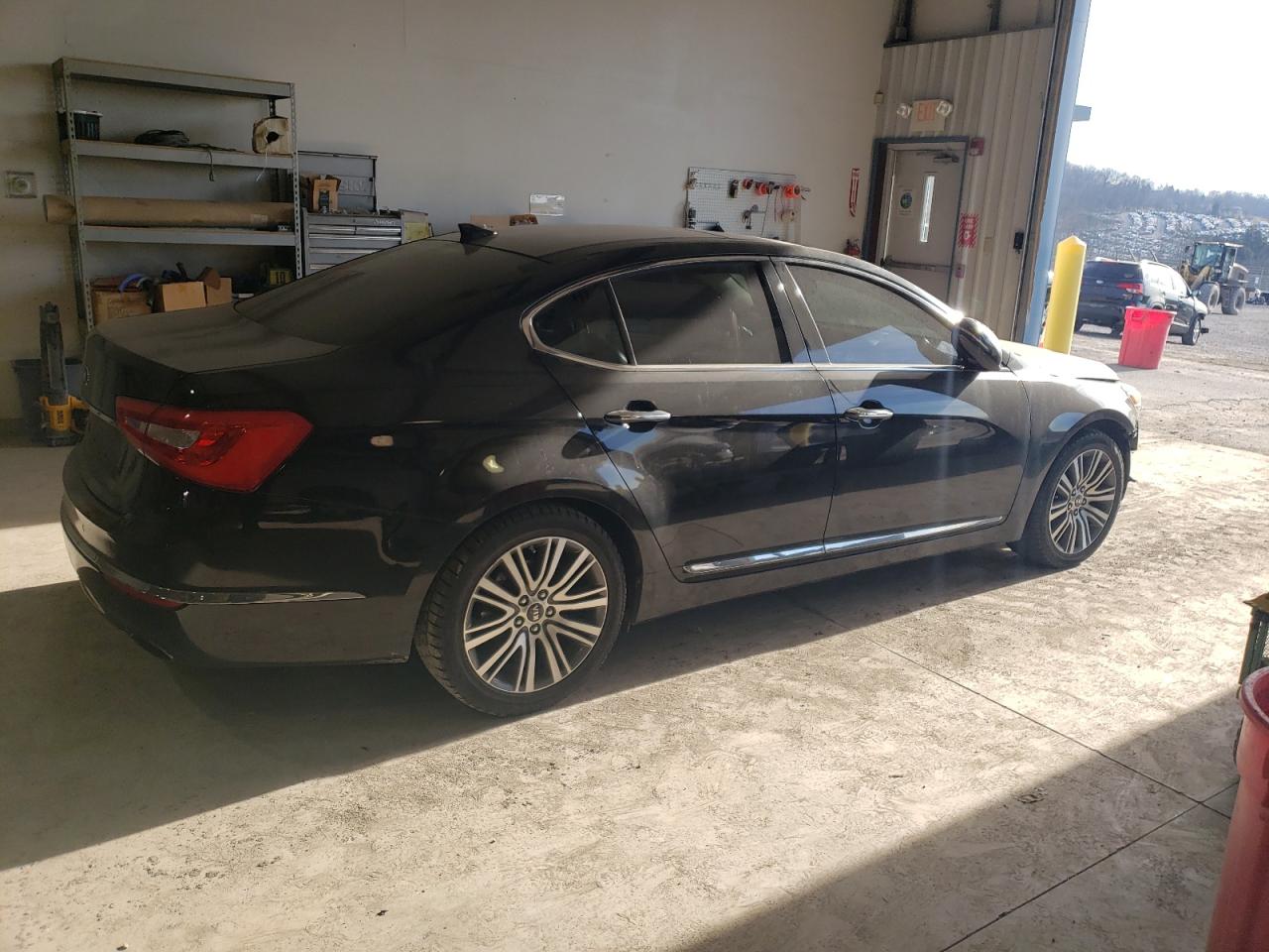 Obraz 3 z 2014 KIA CADENZA PREMIUM 2014 z VIN KNALN4D77E5123136
