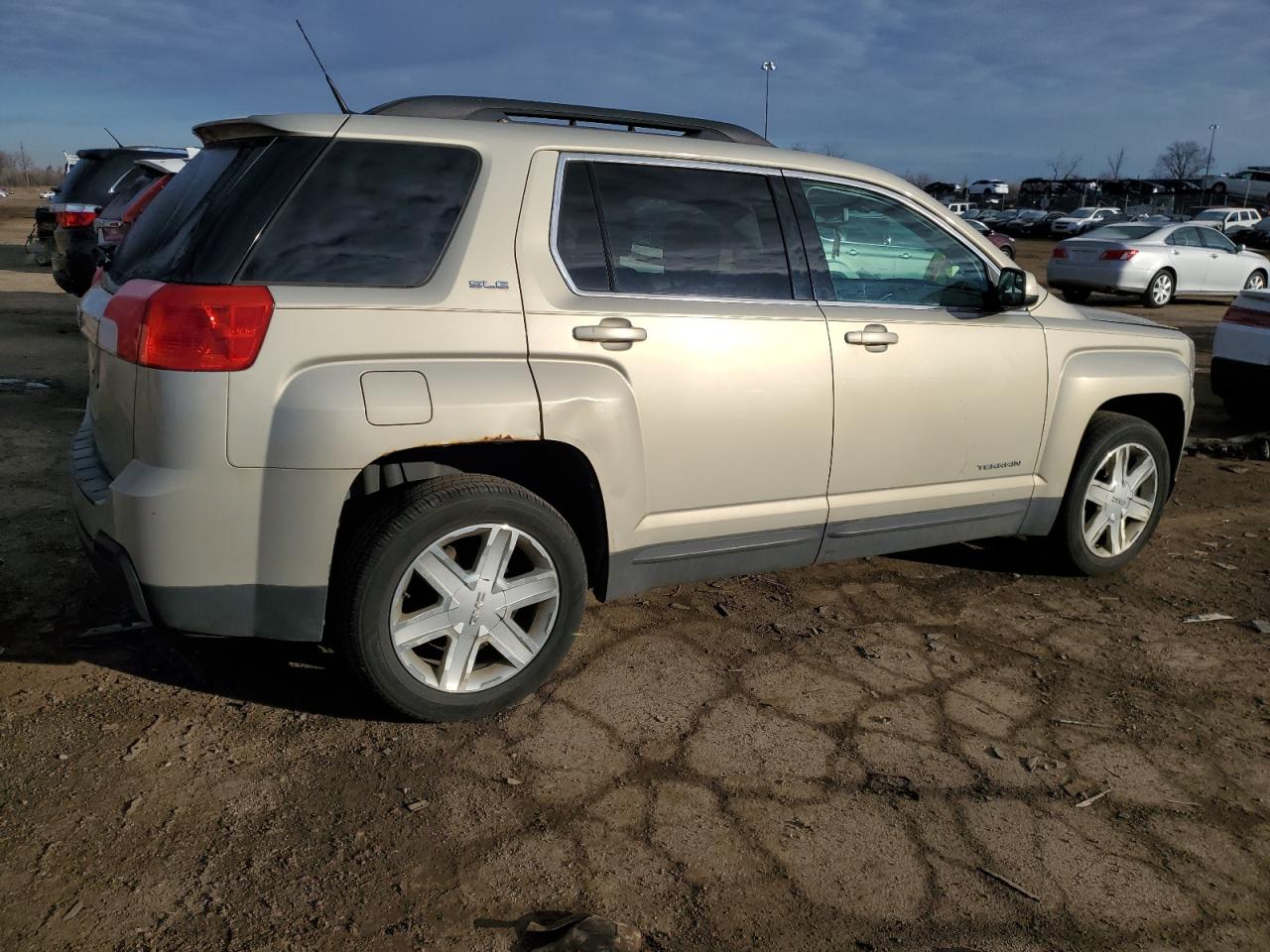 Image 3 of 2011 GMC TERRAIN SLE 2011 with VIN 2CTFLTEC2B6277625