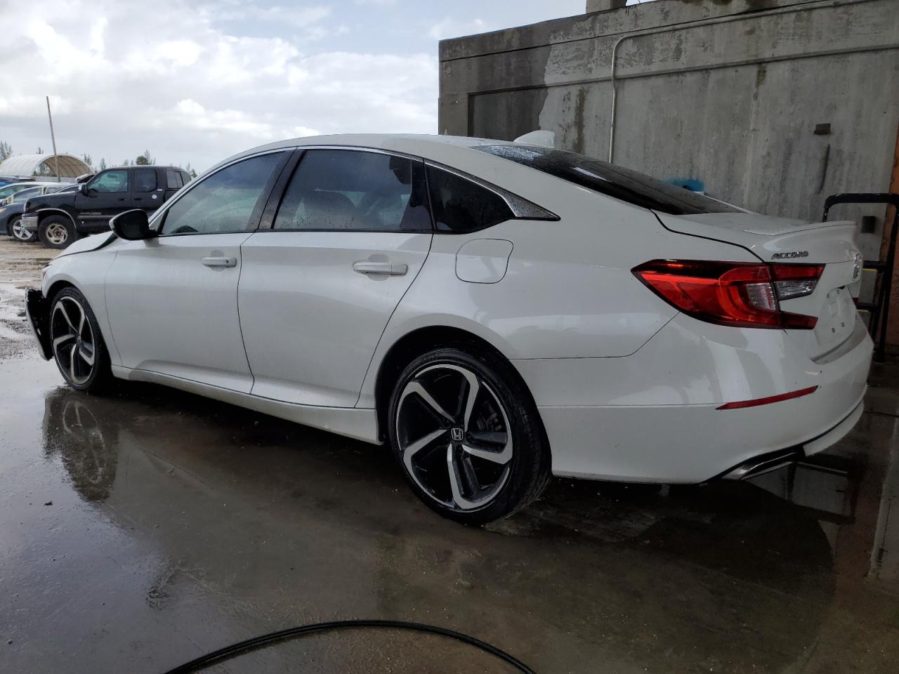 Obraz 2 z 2020 HONDA ACCORD SPORT 2020 z VIN 1HGCV1F34LA057792