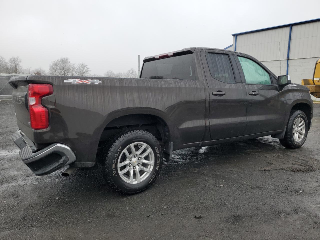 Изображение 3 2020 CHEVROLET SILVERADO K1500 LT 2020 с VIN 1GCRYDED1LZ184030
