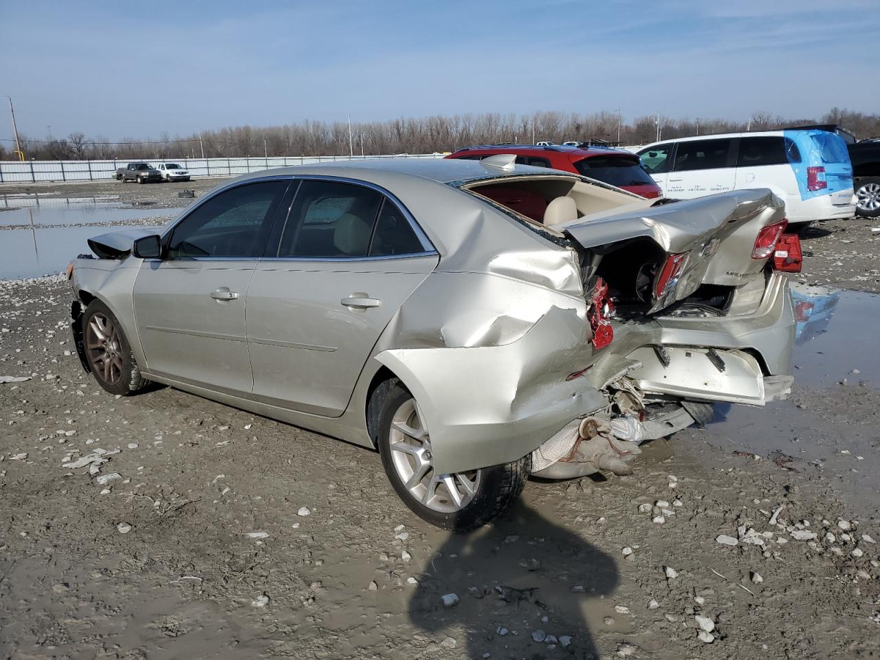 Изображение 2 2015 CHEVROLET MALIBU 1LT 2015 с VIN 1G11C5SL3FF189595