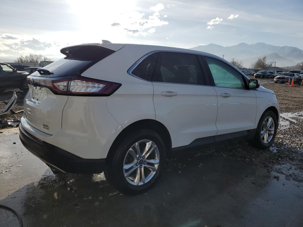 Image 3 of 2018 FORD EDGE SEL 2018 with VIN 2FMPK3J90JBB86562