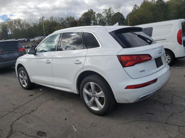 Изображение 2 2020 AUDI Q5 PREMIUM 2020 с VIN WA1ANAFY6L2064152