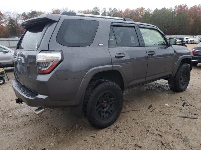 Image 3 of 2021 TOYOTA 4RUNNER SR5/SR5 PREMIUM 2021 with VIN JTENU5JR9M5909301