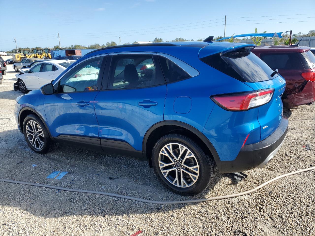 Image 2 of 2021 FORD ESCAPE SEL 2021 with VIN 1FMCU9H6XMUA64653