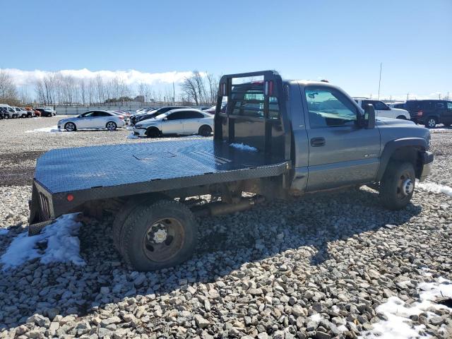 Image 3 of 2002 CHEVROLET SILVERADO K3500 2002 with VIN 1GCJK34GX2E204964
