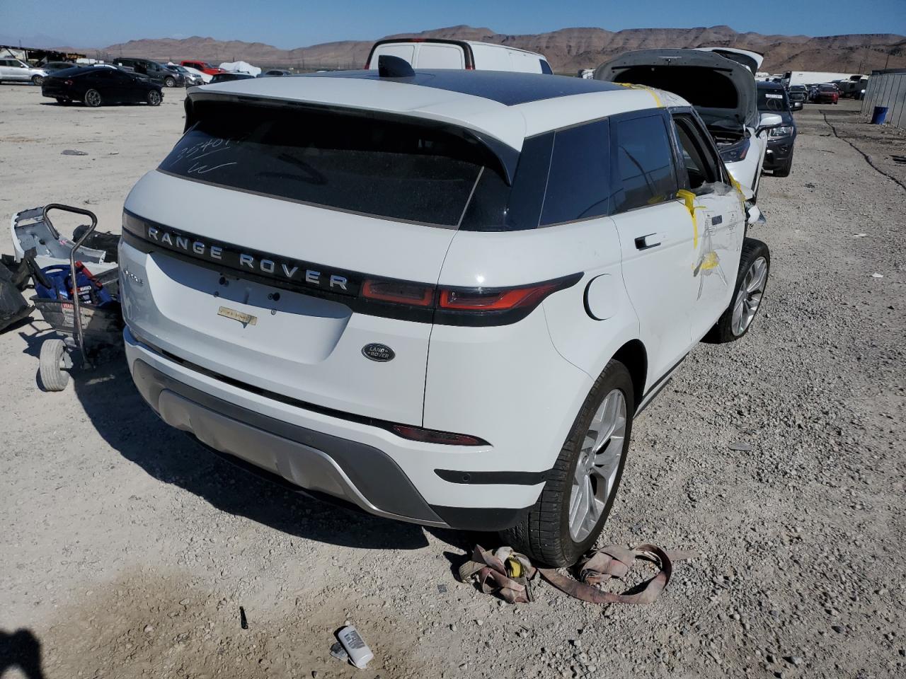 Image 3 of 2021 LAND ROVER RANGE ROVER EVOQUE S 2021 with VIN SALZJ2FX6MH130109