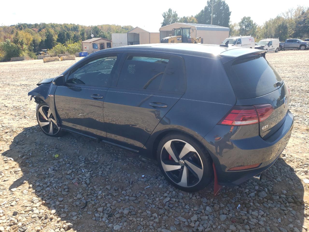 Изображение 2 2018 VOLKSWAGEN GTI S/SE 2018 с VIN 3VW447AUXJM295393