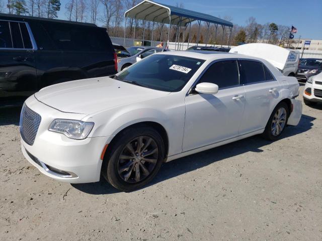 Obraz 1 z 2018 CHRYSLER 300 TOURING 2018 z VIN 2C3CCARG9JH118012