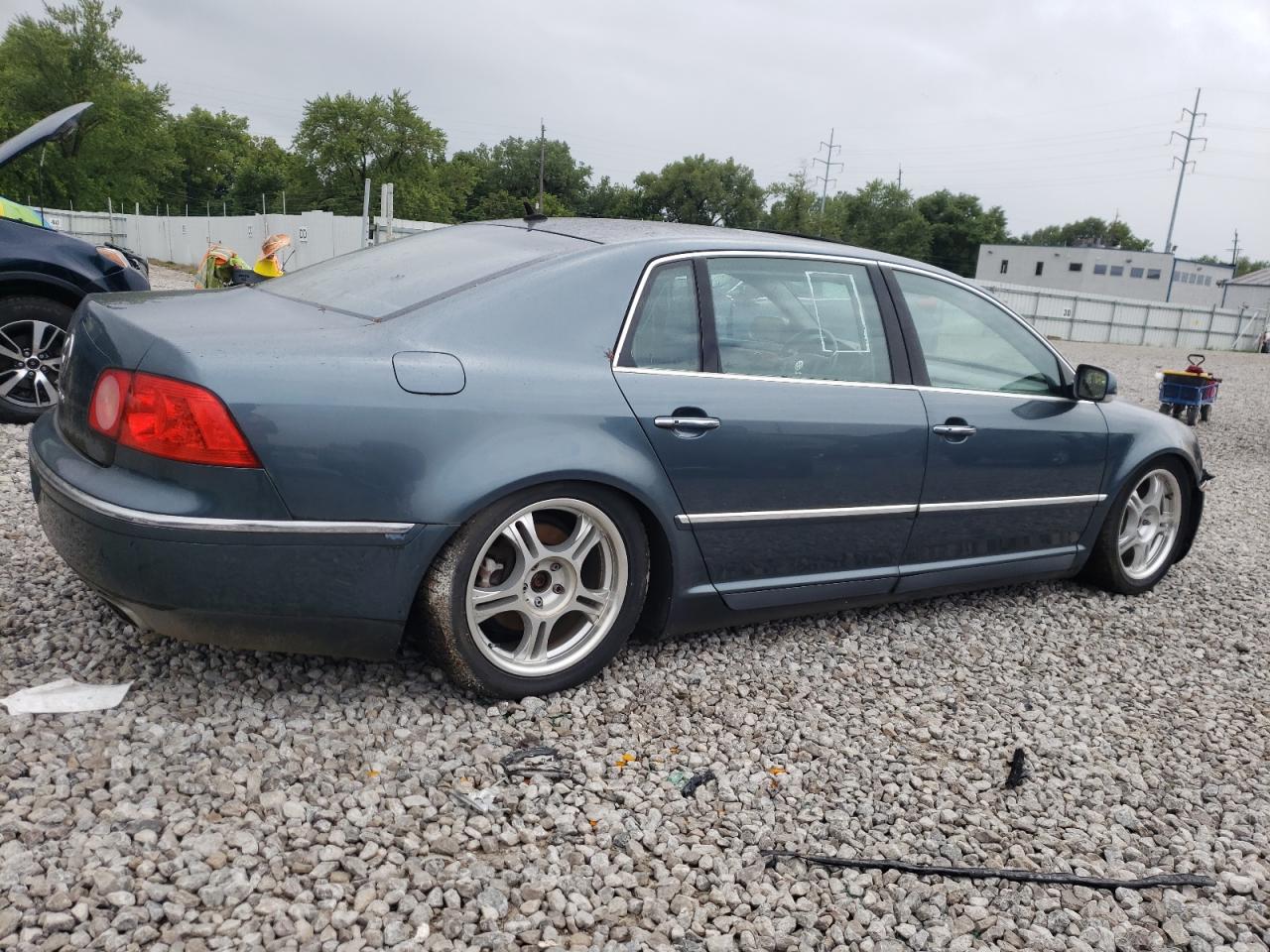 Image 3 of 2004 VOLKSWAGEN PHAETON 4.2 2004 with VIN WVWAF63D948008674