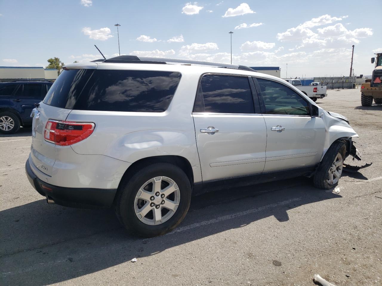 Изображение 3 Saturn Outlook Xr 2010 с VIN 5GZLVVED3AJ206009