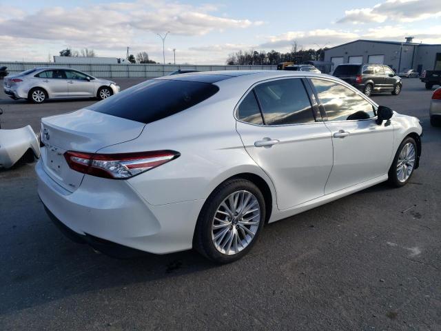 Obraz 3 z 2018 TOYOTA CAMRY L 2018 z VIN 4T1B11HK1JU107324