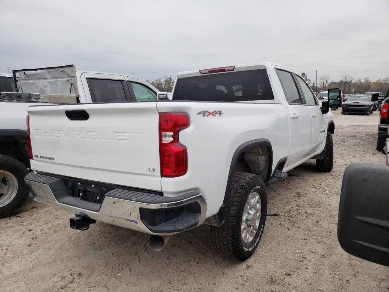Image 3 of 2022 CHEVROLET SILVERADO K2500 HEAVY DUTY LT 2022 with VIN 2GC1YNEY0N1202969