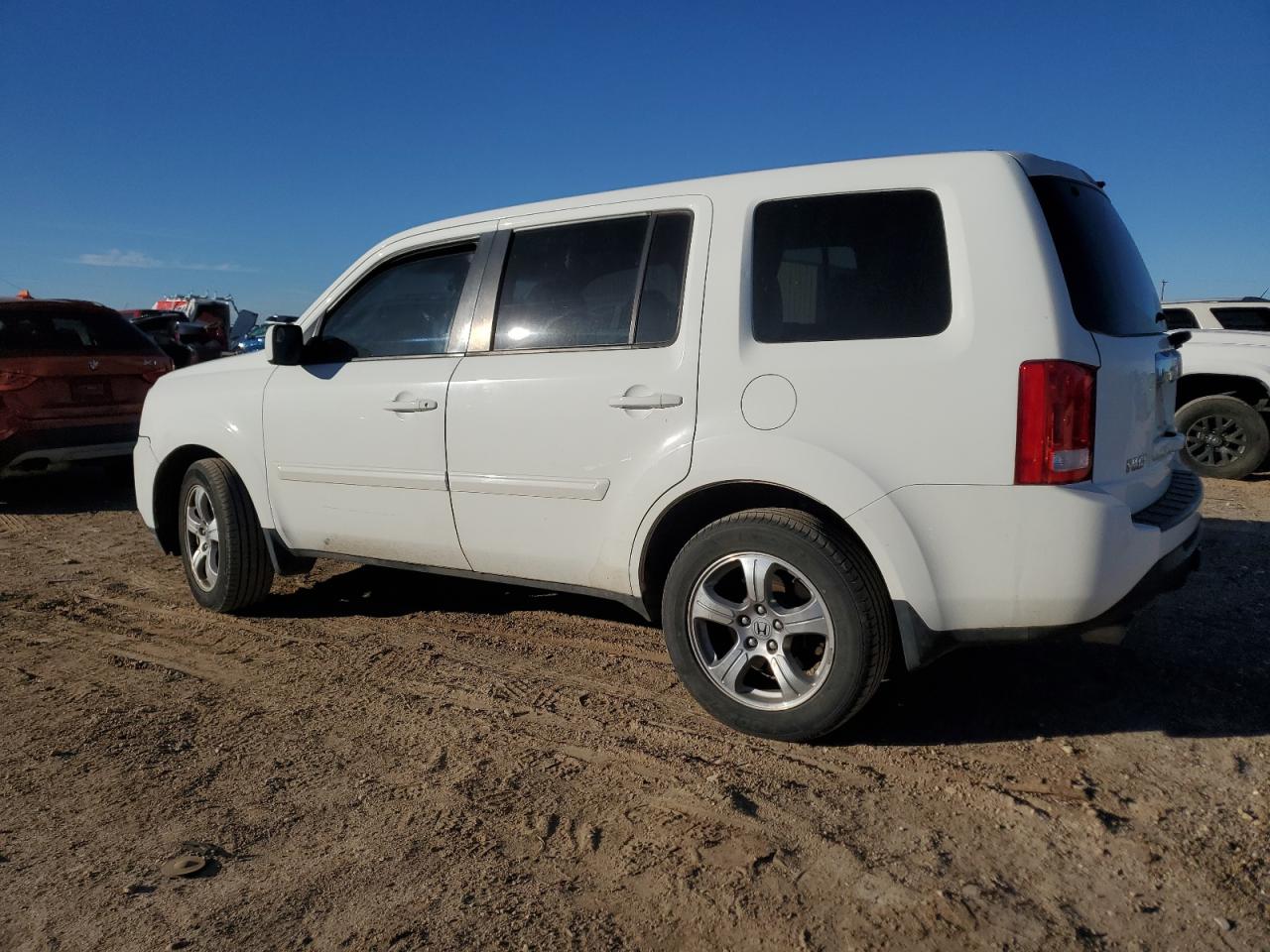 Image 2 of 2012 HONDA PILOT EXL 2012 with VIN 5FNYF3H51CB033825
