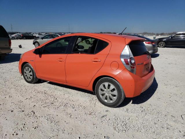 Image 2 of 2013 TOYOTA PRIUS C  2013 with VIN JTDKDTB38D1040588