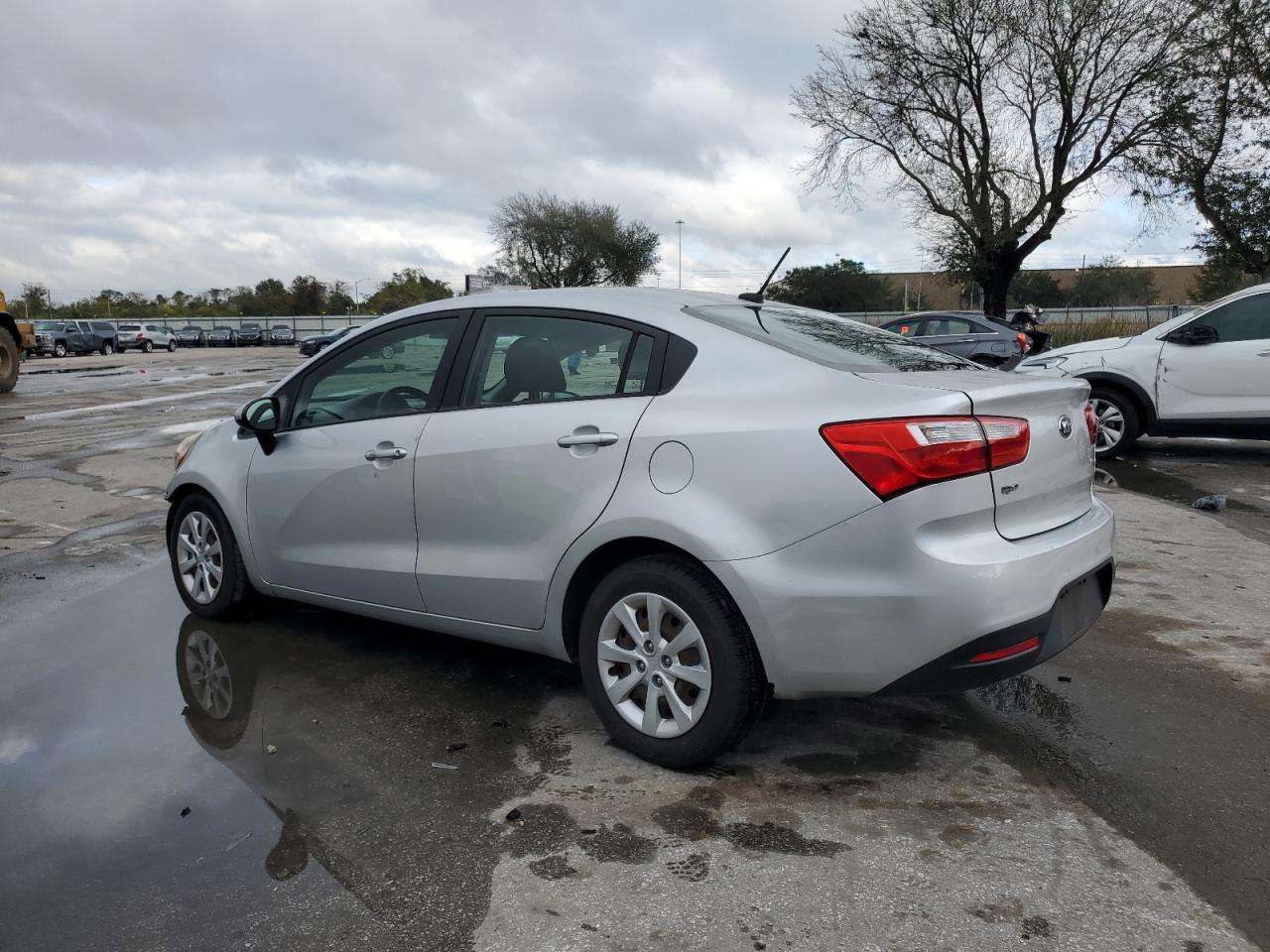 Изображение 2 2014 KIA RIO LX 2014 с VIN KNADM4A3XE6350517