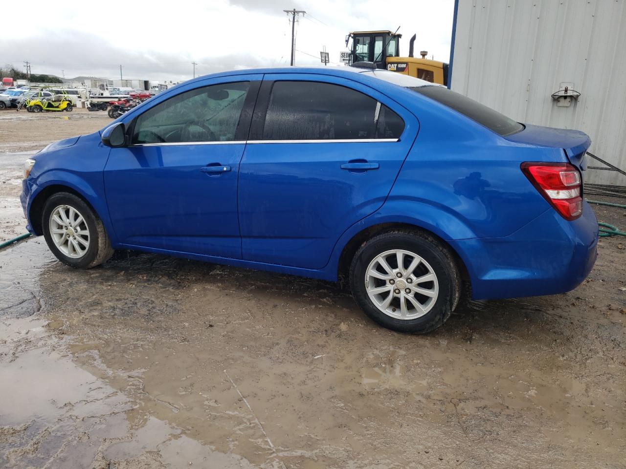 Изображение 2 2017 CHEVROLET SONIC LT 2017 с VIN 1G1JD5SH2H4154716