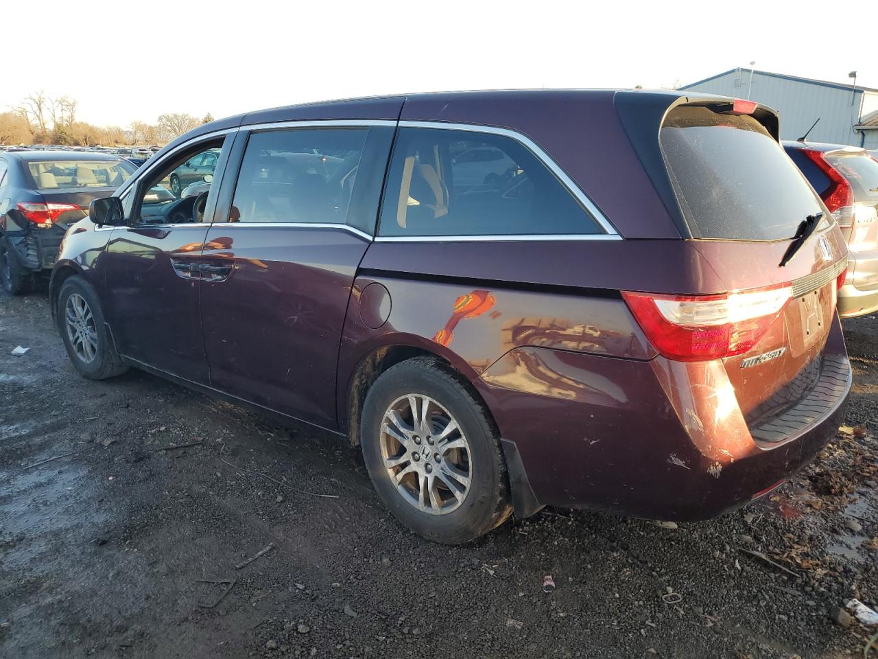 Obraz 2 z 2011 HONDA ODYSSEY LX 2011 z VIN 5FNRL5H21BB014480