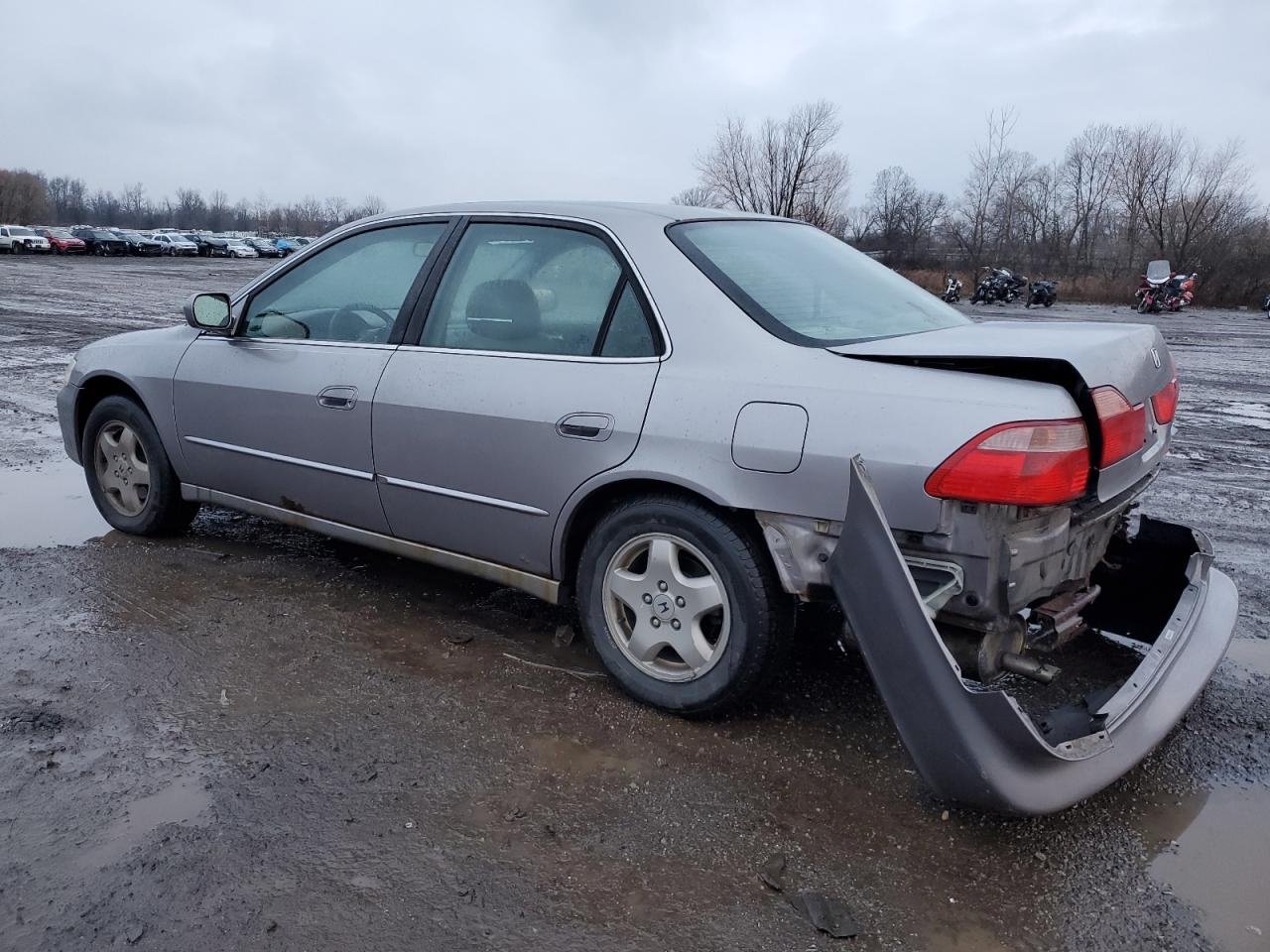 Image 2 of 2000 HONDA ACCORD EX 2000 with VIN 1HGCG1657YA021114