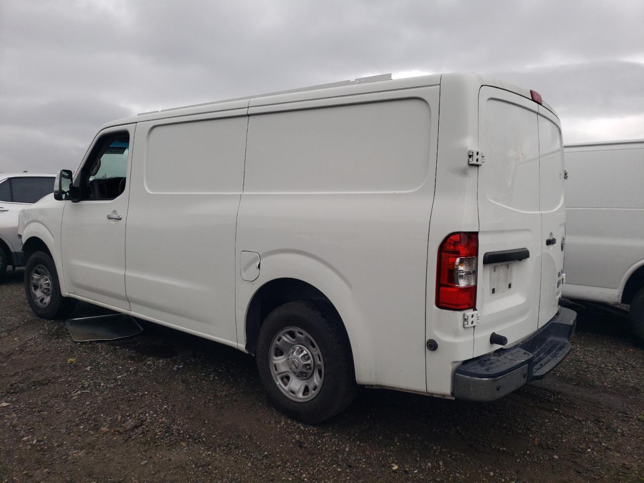 Изображение 2 2012 NISSAN NV 1500 2012 с VIN 1N6BF0KY9CN116621