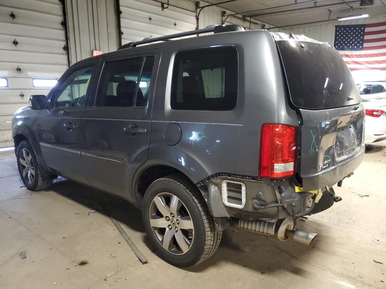 Изображение 2 2012 HONDA PILOT TOURING 2012 с VIN 5FNYF4H99CB060358