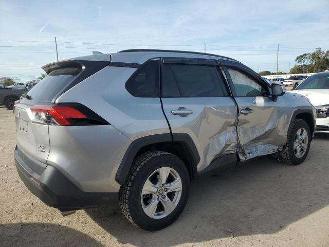 Изображение 3 2020 TOYOTA RAV4 XLE 2020 с VIN 2T3P1RFV1LC122581