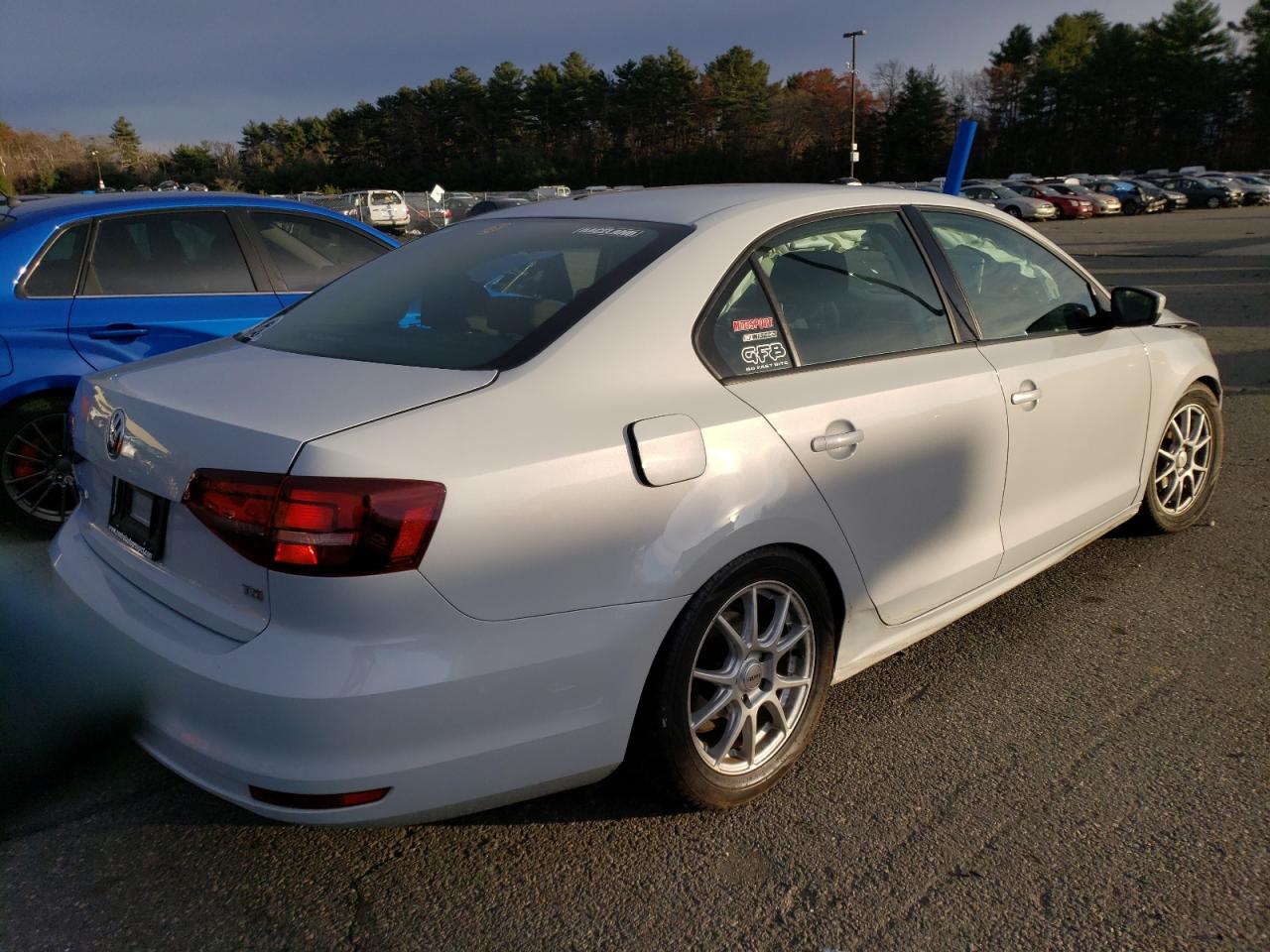 Изображение 3 2018 VOLKSWAGEN JETTA S 2018 с VIN 3VW2B7AJ8JM257888