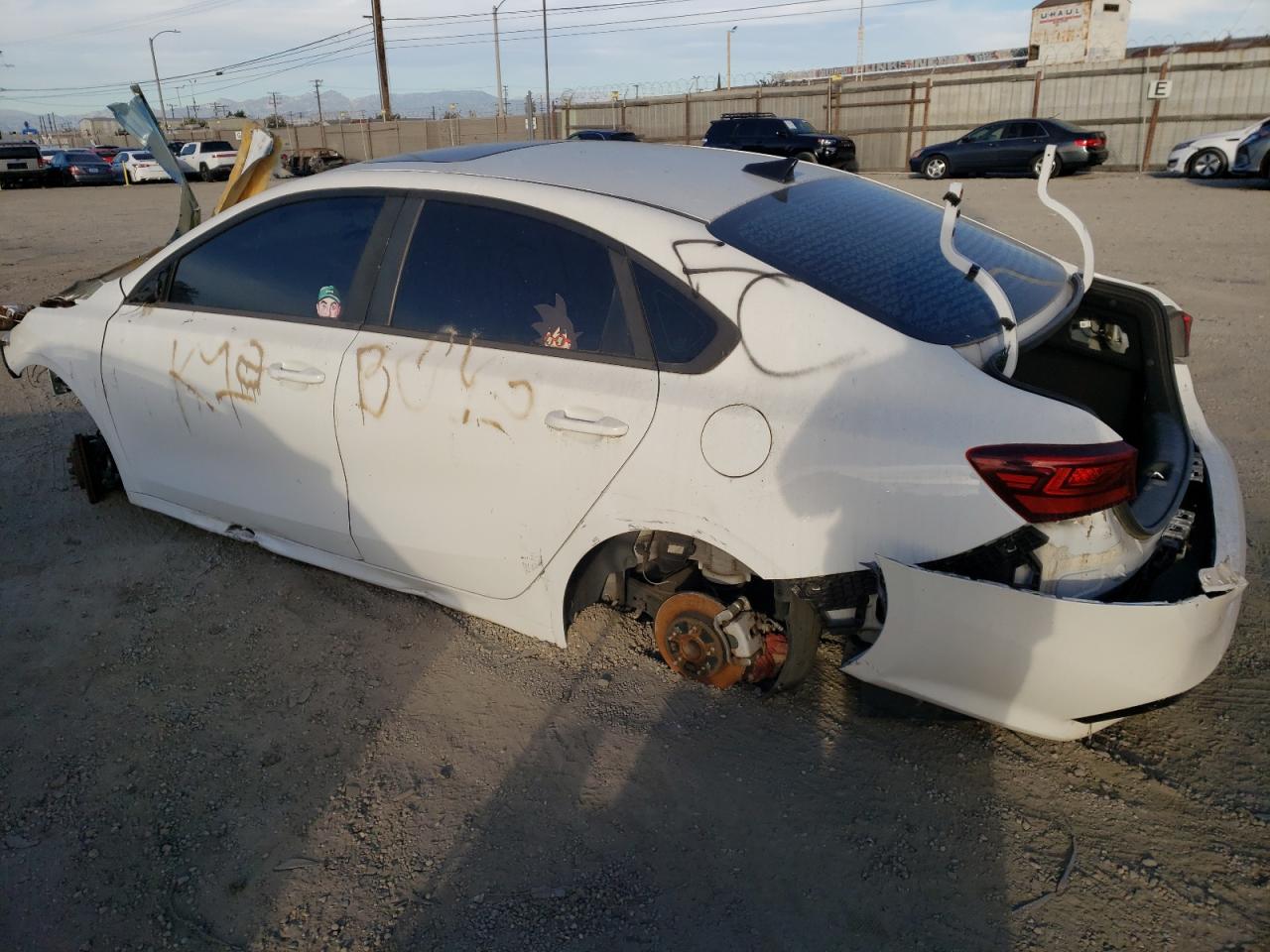 Изображение 2 2019 KIA FORTE GT LINE 2019 с VIN 3KPF34AD2KE034008