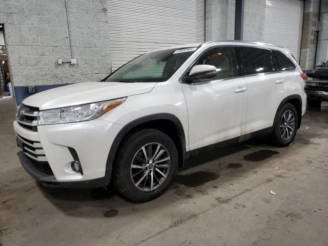 Image 1 of 2019 TOYOTA HIGHLANDER SE 2019 with VIN 5TDJZRFH2KS580055