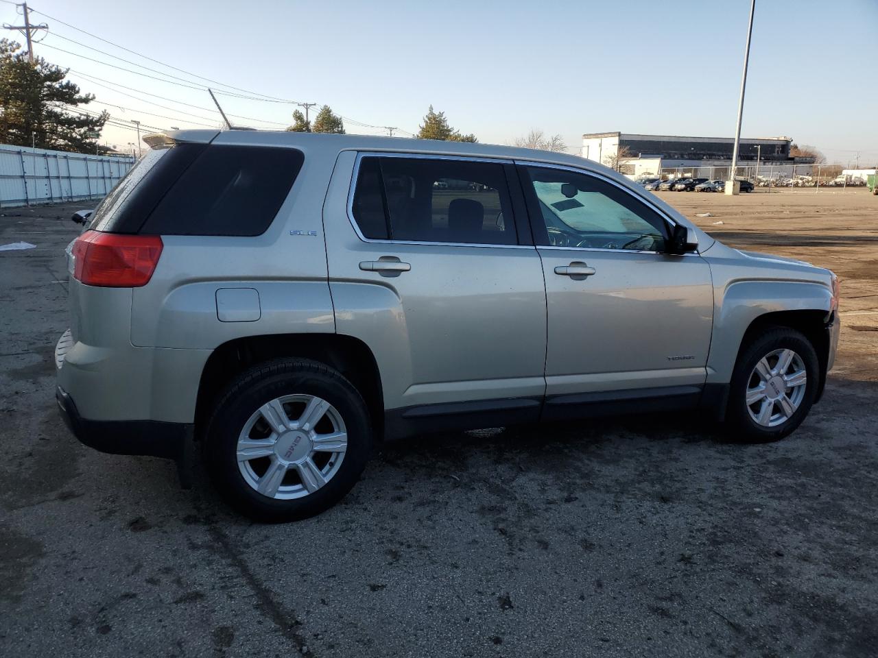 Image 3 of 2015 GMC TERRAIN SLE 2015 with VIN 2GKALMEK9F6283631