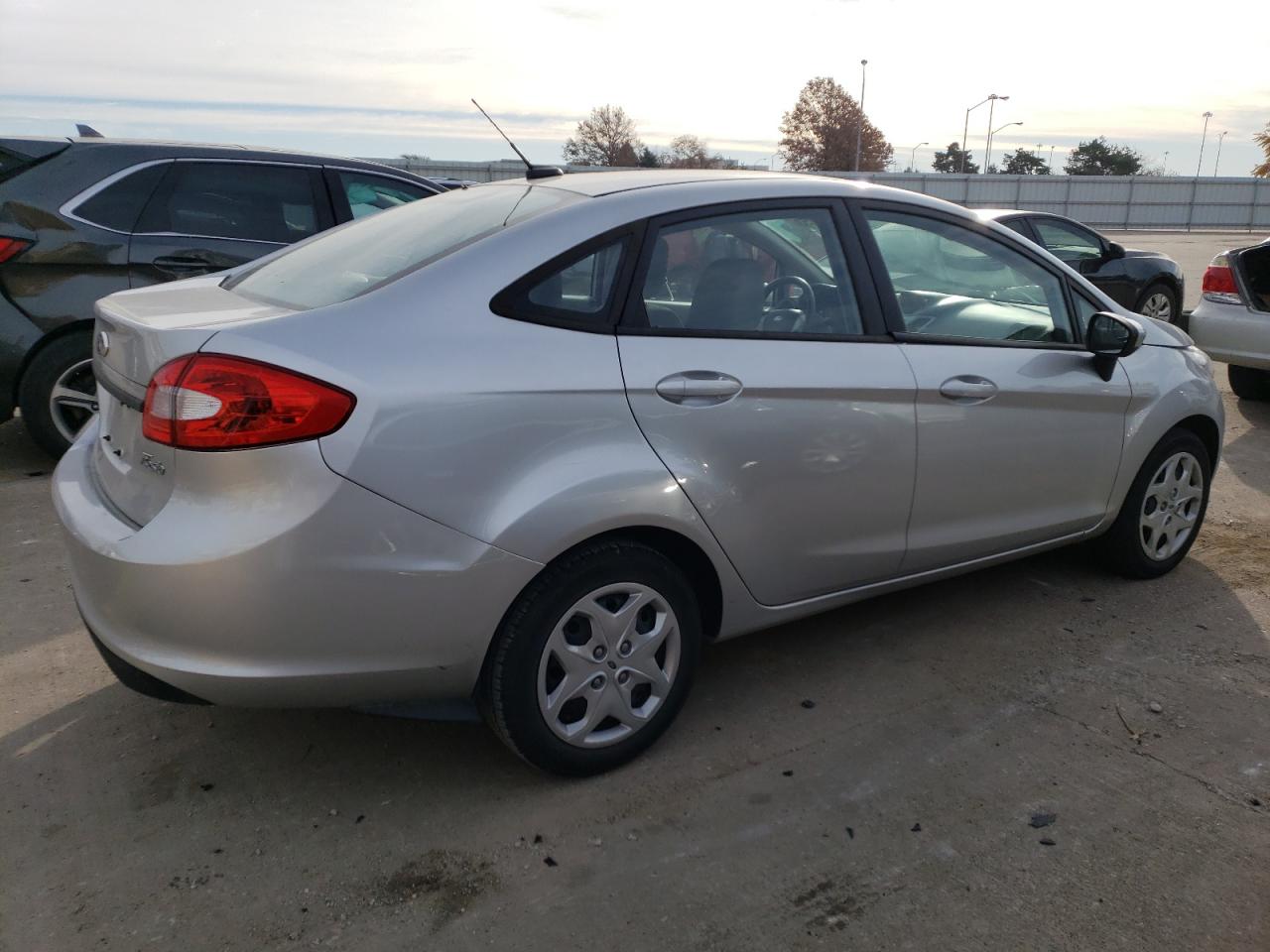 Изображение 3 2012 FORD FIESTA SE 2012 с VIN 3FADP4BJ5CM173014
