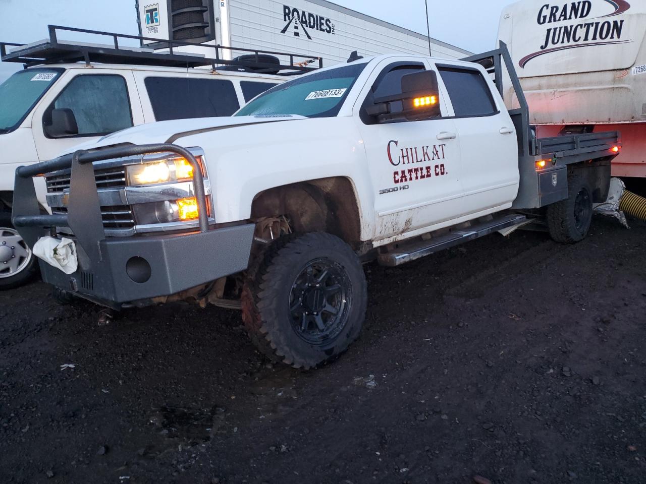 Image 1 of 2018 CHEVROLET SILVERADO K3500 LT 2018 with VIN 1GC4KZCY8JF170820