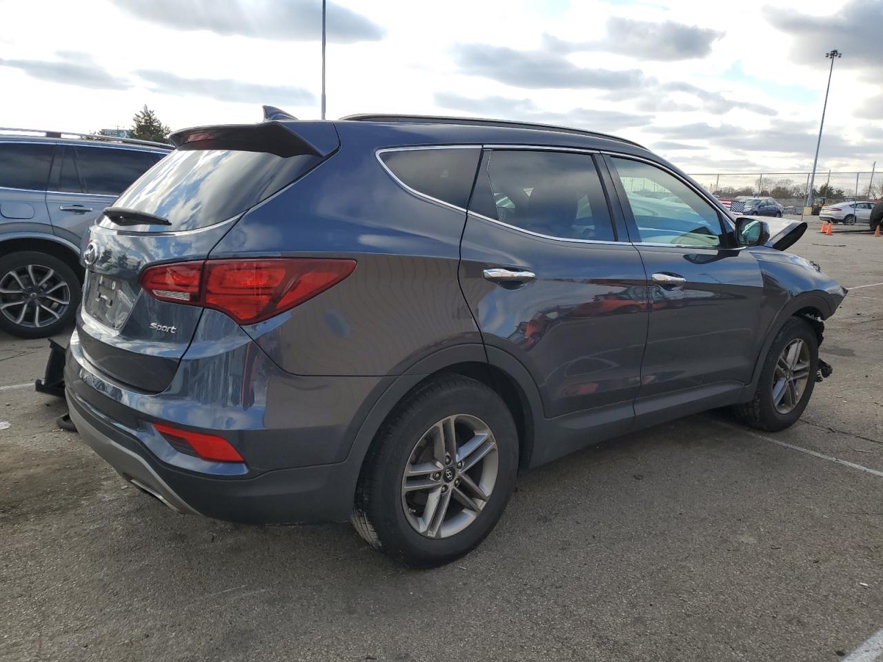 Image 3 of 2017 HYUNDAI SANTA FE SPORT  2017 with VIN 5NMZU3LB7HH030909