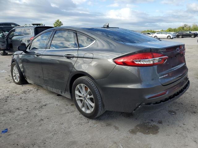 Image 2 of 2019 FORD FUSION SE 2019 with VIN 3FA6P0H70KR218925
