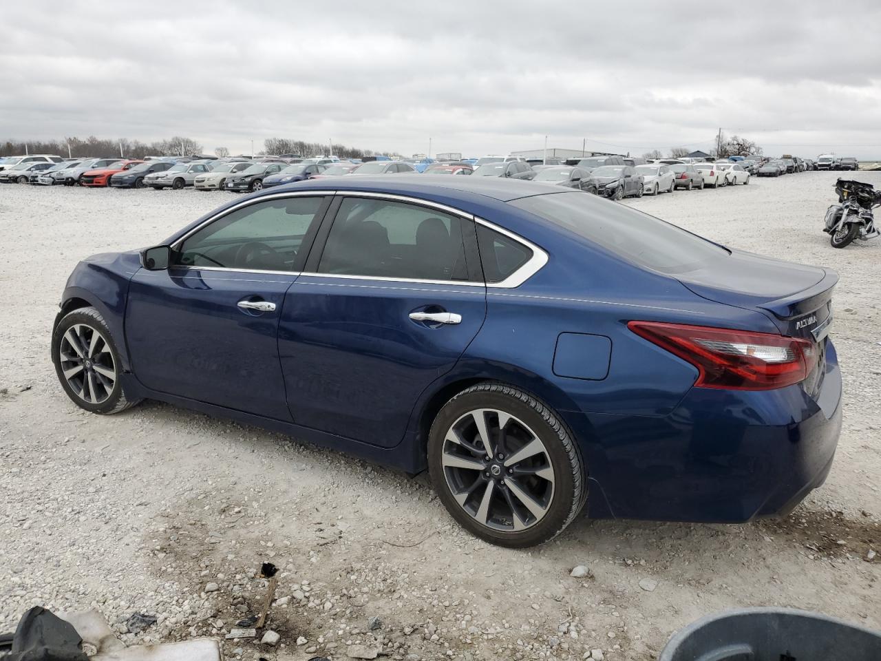 Изображение 2 2017 NISSAN ALTIMA 2.5 2017 с VIN 1N4AL3AP7HN312586