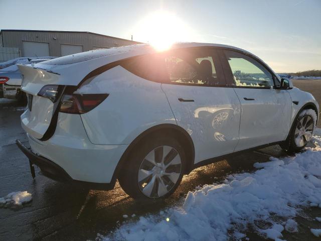 Obraz 3 z 2022 TESLA MODEL Y  2022 z VIN 7SAYGDEE3NF392283