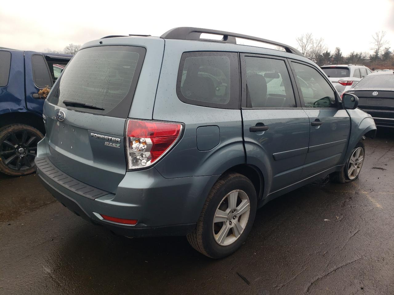 Image 3 of 2010 SUBARU FORESTER XS 2010 with VIN JF2SH6BC5AH916365