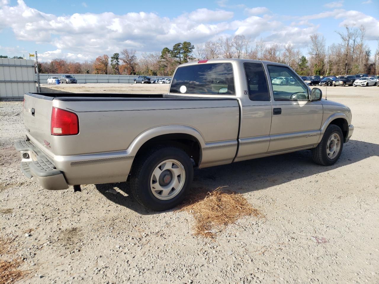 Obraz 3 z 1998 GMC SONOMA  1998 z VIN 1GTCS194XW8521028