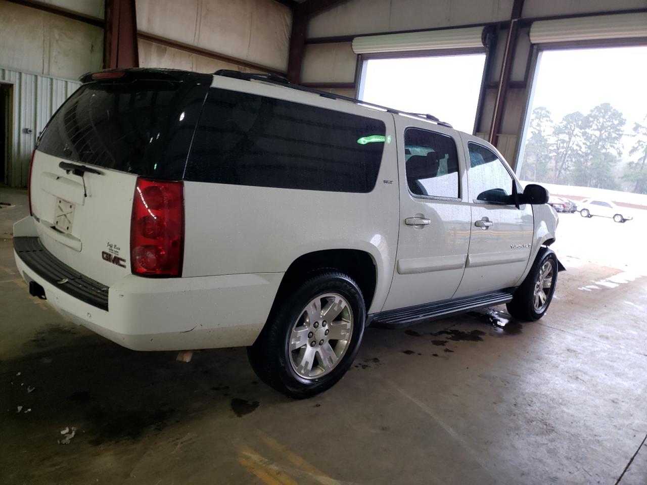 Obraz 3 z 2007 GMC YUKON XL C1500 2007 z VIN 1GKFC16J87J310364