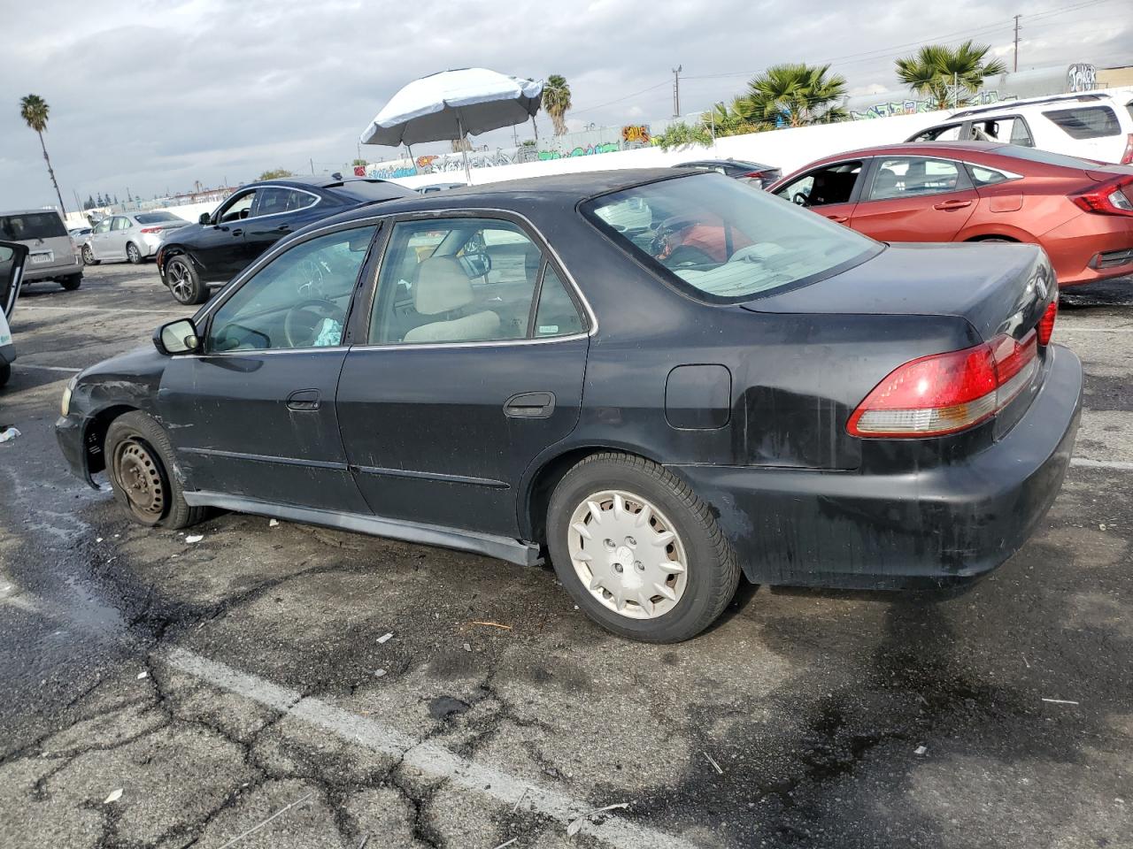Image 2 of 2002 HONDA ACCORD LX 2002 with VIN 3HGCG66522G700441