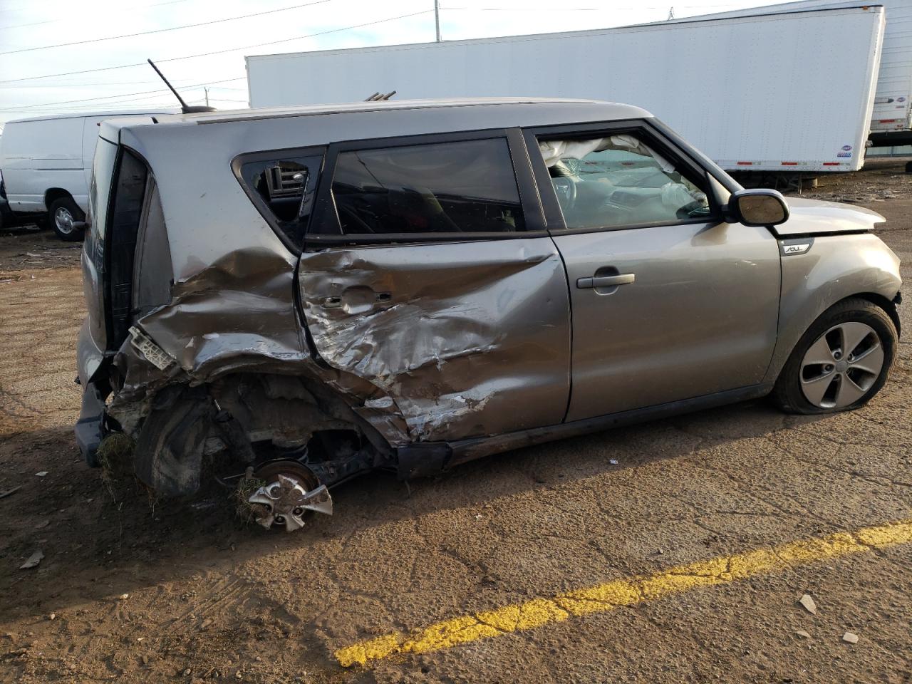 Изображение 3 2015 KIA SOUL  2015 с VIN KNDJN2A2XF7120776