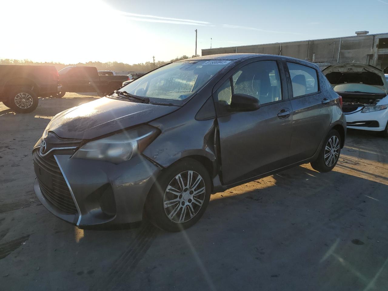 Изображение 2017 TOYOTA YARIS L 2017