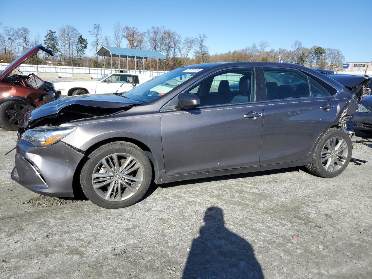 Image 1 of 2015 TOYOTA CAMRY LE 2015 with VIN 4T1BF1FK4FU497217
