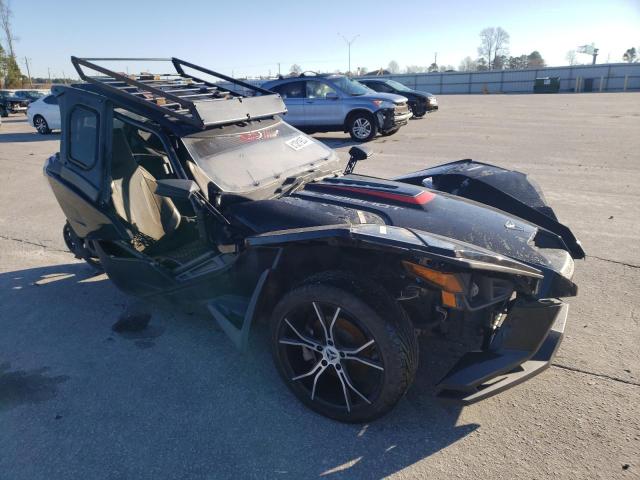 Obraz 1 z 2017 POLARIS SLINGSHOT SL 2017 z VIN 57XAAPFA9H8118742