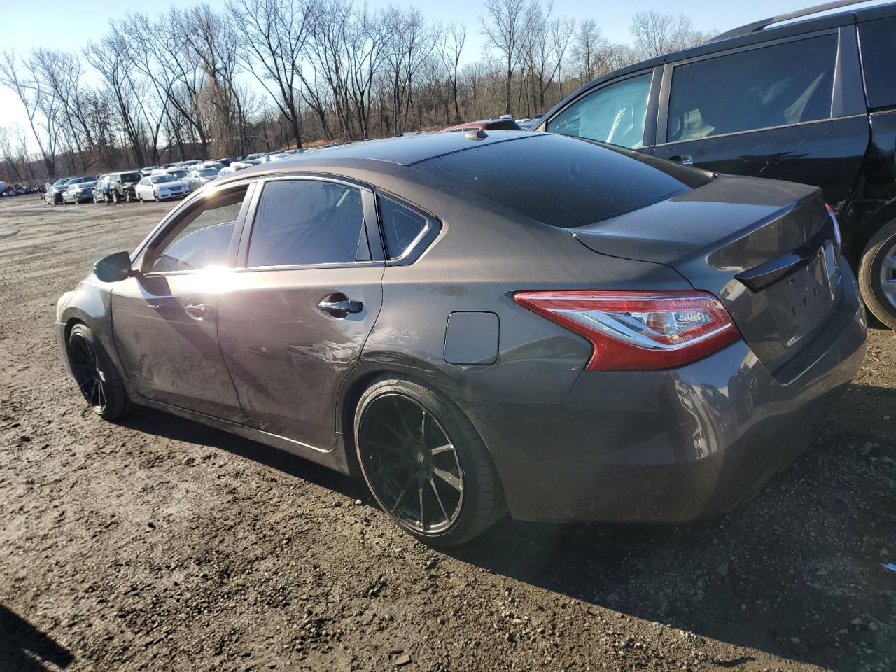 Image 2 of 2013 NISSAN ALTIMA 2.5 2013 with VIN 1N4AL3APXDN575276