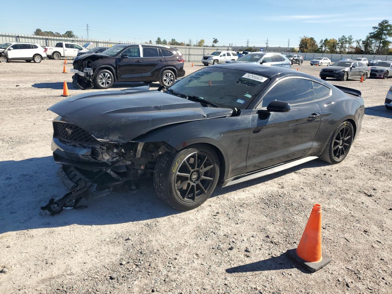 2017 FORD MUSTANG  2017 image