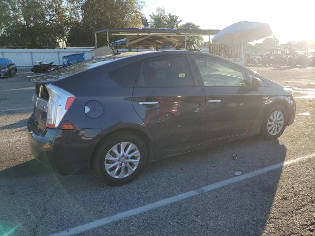 Image 3 of 2012 TOYOTA PRIUS PLUG-IN  2012 with VIN JTDKN3DP8C3010488